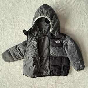 The North Face 550 reversible down puffer coat, 2T